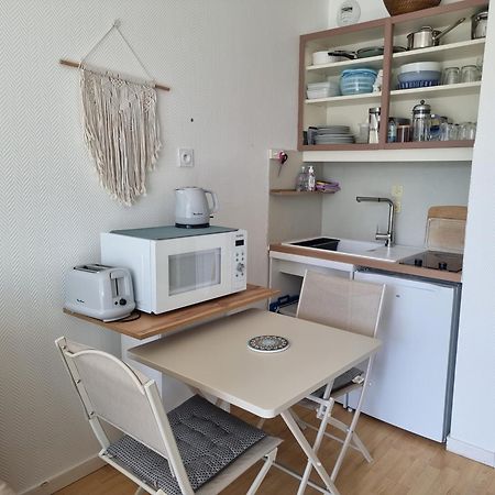 Studio, Balcon Et Acces Direct Page Ντινάρ Εξωτερικό φωτογραφία